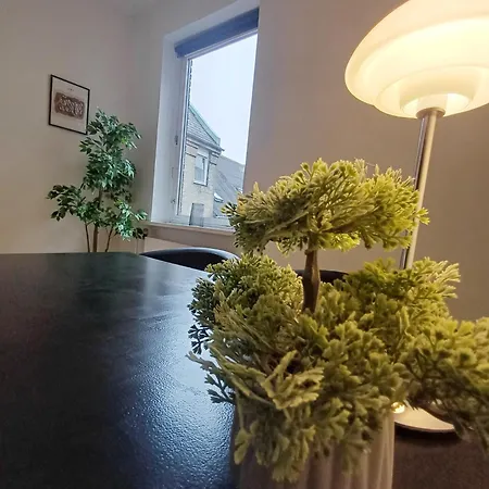 Wonderful 2 Bedroom شقة *