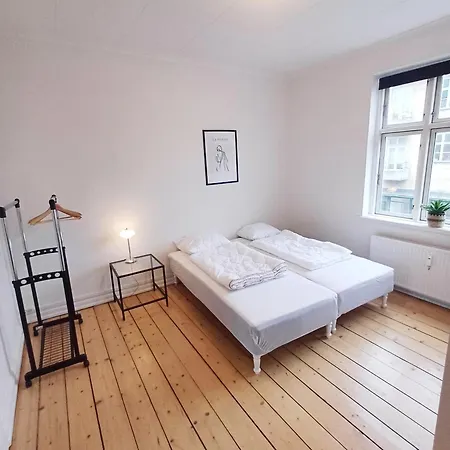 Wonderful 2 Bedroom Apartamento Ålborg
