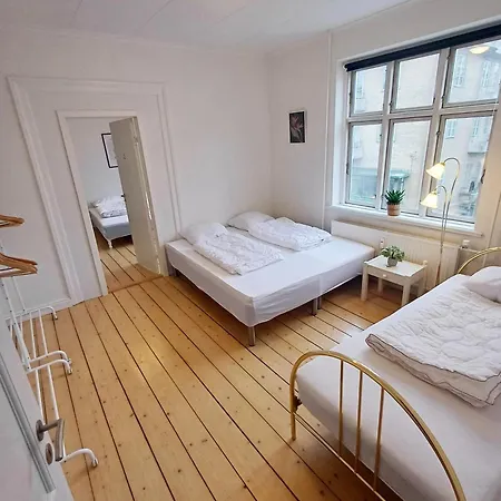 Wonderful 2 Bedroom Apartamento Ålborg